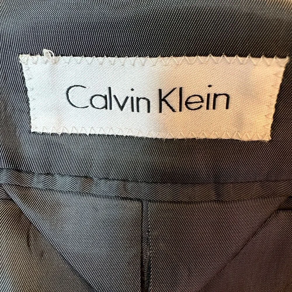 CALVIN KLEIN Mens Blazer 40R Two Button Sport Coat Jacket Gray Fleece Wool Plaid